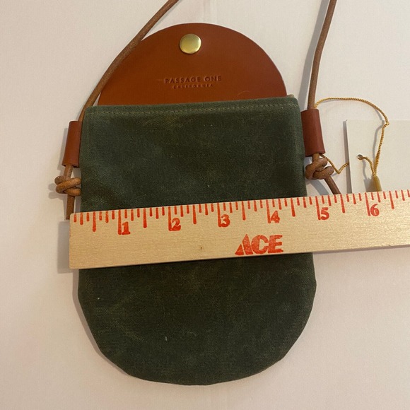 NWT Passage One Bali Mini Crossbody Phone Holder Waxed Canvas Olive Leather Snap - Picture 7 of 8